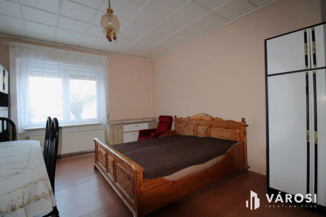 Eladó családi ház, Enyingen 42 M Ft, 4 szobás