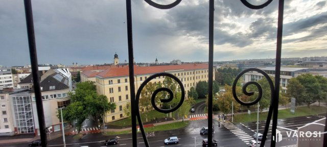 Eladó panellakás, Debrecenben 53 M Ft, 3 szobás