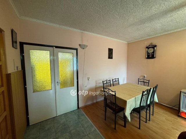 Eladó családi ház, Demecseren 31.375 M Ft, 5 szobás