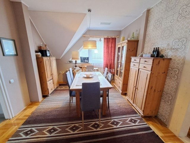Eladó családi ház, Kecskeméten 107 M Ft, 8 szobás