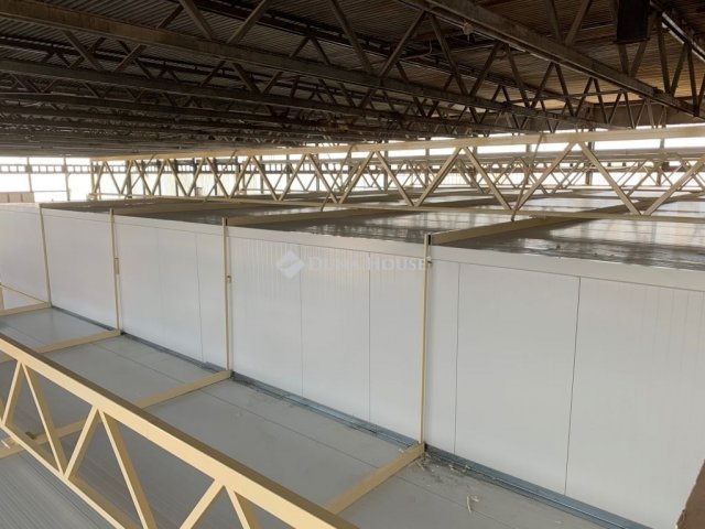 Eladó ipari ingatlan, Hódmezővásárhelyen 210 M Ft