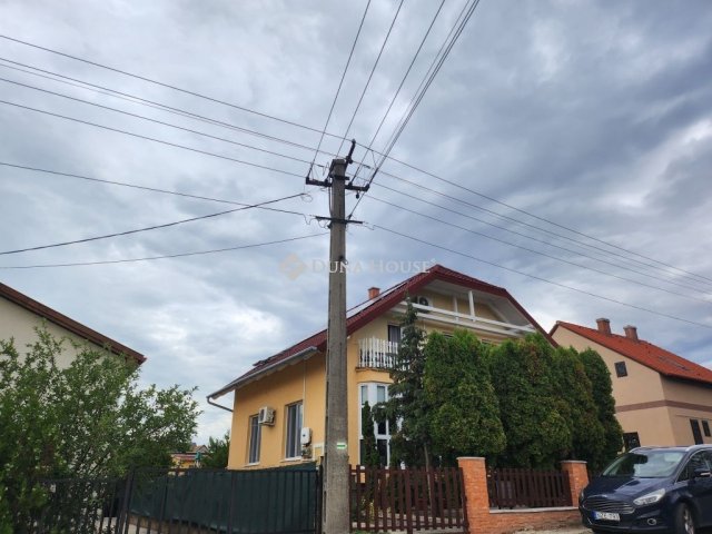 Eladó családi ház, Balatonfűzfőn 149.9 M Ft, 4 szobás