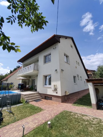 Eladó családi ház, Érden 165 M Ft, 6 szobás