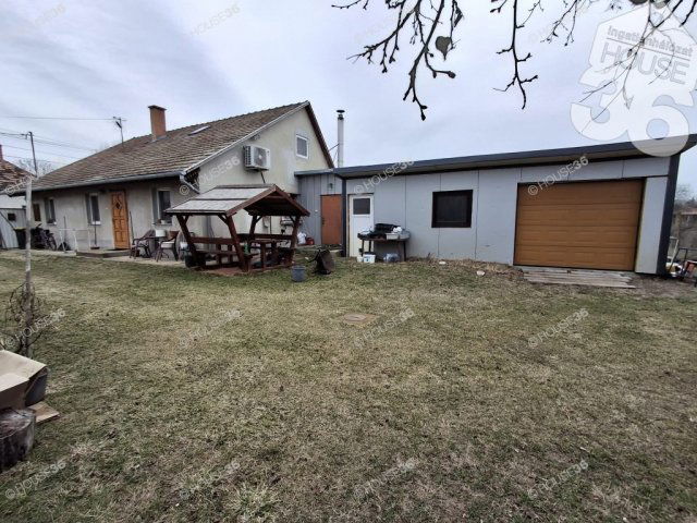 Eladó családi ház, Bugacon 38.5 M Ft, 4 szobás