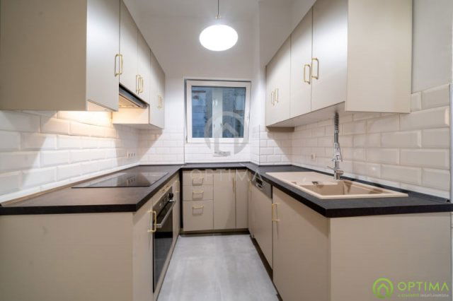 Eladó téglalakás, Budapesten, I. kerületben 109.99 M Ft