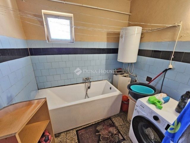 Eladó családi ház, Budapesten, XXI. kerületben 67 M Ft, 3 szobás