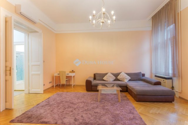 Eladó téglalakás, Budapesten, VII. kerületben 87 M Ft, 2 szobás