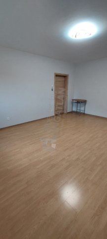 Kiadó panellakás, albérlet, X. kerületben, Kőbányai úton