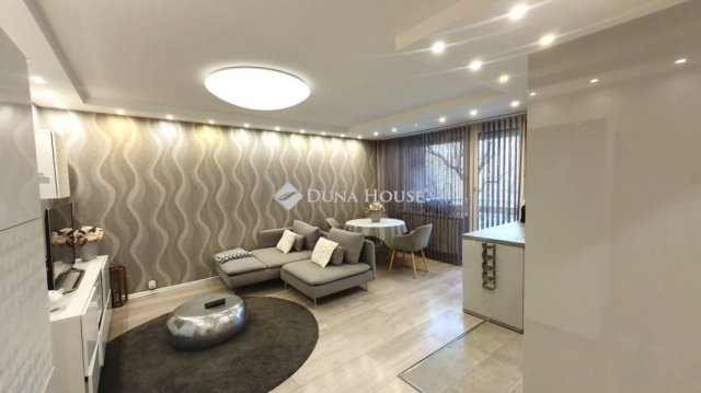 Eladó panellakás, Budapesten, IV. kerületben 99.9 M Ft, 4 szobás