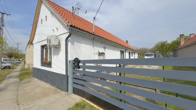 Eladó családi ház, Sellyén 24.99 M Ft, 3 szobás