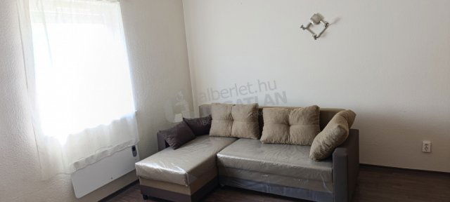 Kiadó téglalakás, albérlet, XIII. kerületben, Mosoly utcában