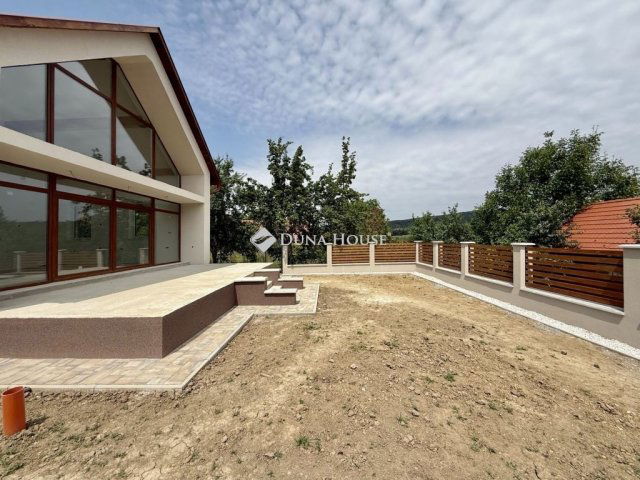 Eladó családi ház, Orfűn 115 M Ft, 4 szobás