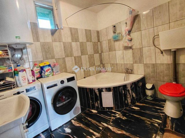 Eladó családi ház, Kajdacson 14.9 M Ft, 3 szobás