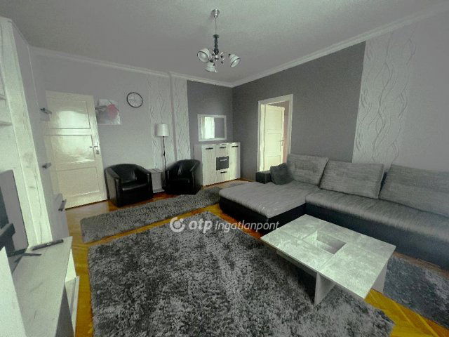 Eladó téglalakás, Szabadszálláson 32.417 M Ft, 3 szobás