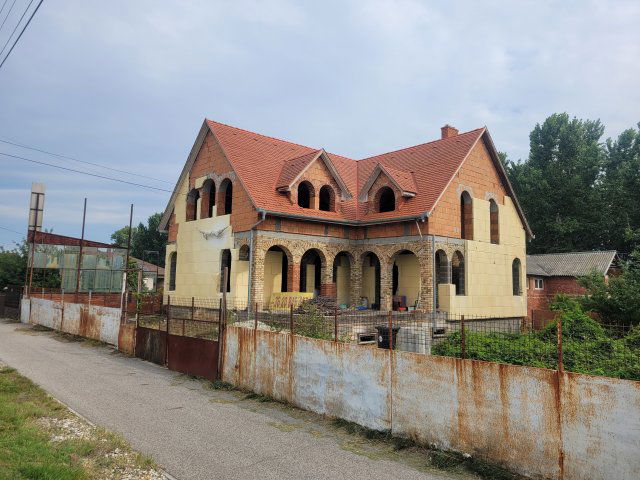 Eladó családi ház, Abdaon 94.99 M Ft, 7 szobás