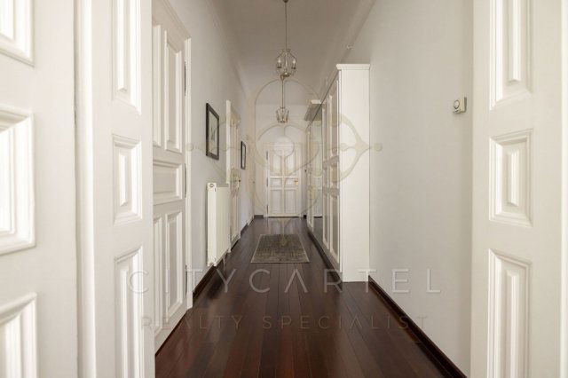 Kiadó téglalakás, albérlet, Budapesten, VI. kerületben