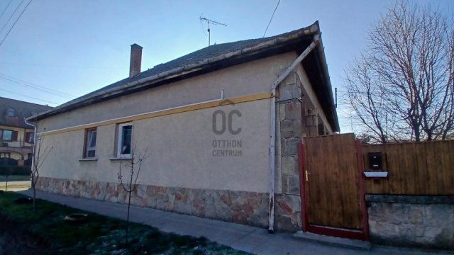 Eladó családi ház, Monoron 105 M Ft, 5 szobás