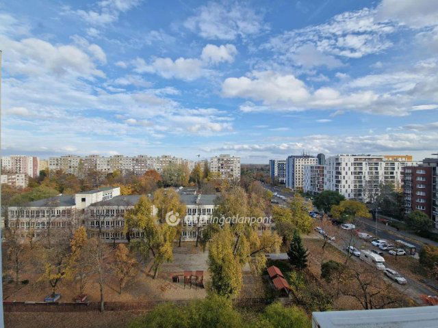 Eladó panellakás, Budapesten, III. kerületben 59.9 M Ft, 2 szobás