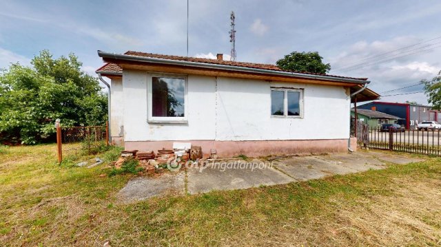 Eladó családi ház, Fehérgyarmaton 16 M Ft, 1+1 szobás