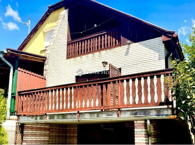 Eladó nyaraló, Velencén 49.9 M Ft, 3 szobás