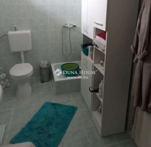 Eladó családi ház, Bábonymegyeren 56 M Ft, 3 szobás