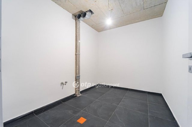 Eladó ikerház, Budapesten, II. kerületben 299.9 M Ft, 4 szobás