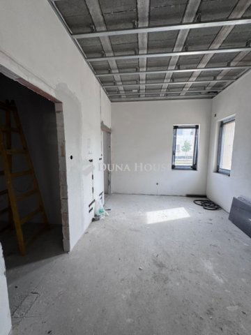 Eladó családi ház, Gyálon 249.9 M Ft, 6 szobás