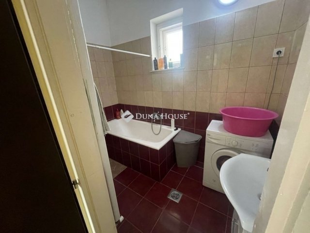 Eladó családi ház, Gyömrőn 89.9 M Ft, 5 szobás