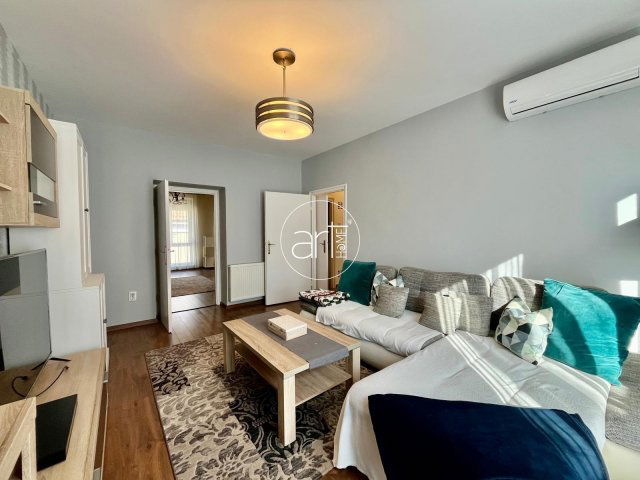 Kiadó téglalakás, albérlet, Szegeden 280 E Ft / hó, 2 szobás