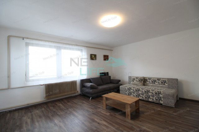Eladó családi ház, Győrújbaráton 75.999 M Ft, 5 szobás