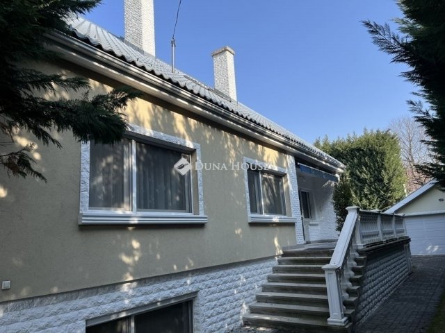 Eladó családi ház, Budapesten, XVI. kerületben 349 M Ft