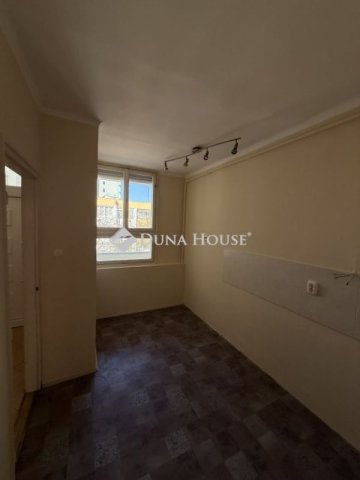 Eladó téglalakás, Budapesten, IV. kerületben 75 M Ft, 3 szobás