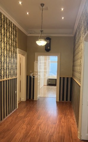 Eladó téglalakás, Budapesten, VI. kerületben 119 M Ft, 4 szobás