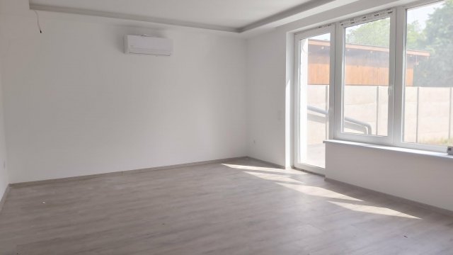 Eladó sorház, Nyíregyházán 110 M Ft, 5 szobás