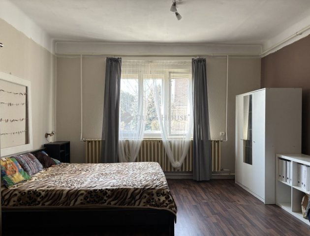 Eladó családi ház, Dunavarsányban 95 M Ft, 7 szobás