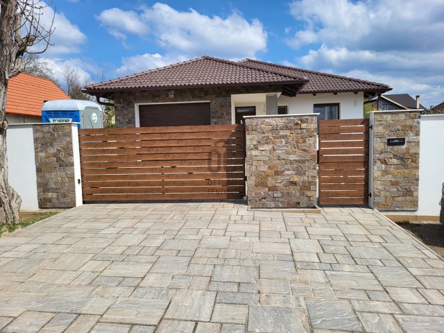 Eladó családi ház, Érden 168.9 M Ft, 4 szobás