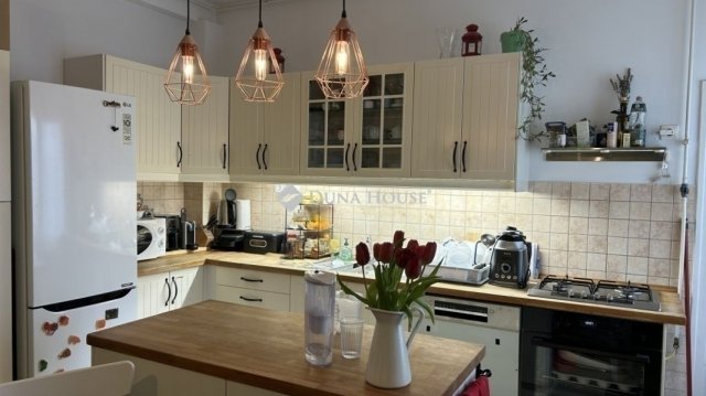 Eladó téglalakás, Budapesten, XIV. kerületben 92.5 M Ft