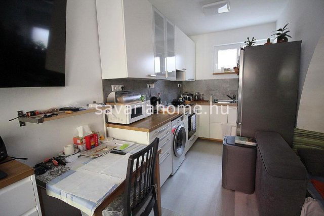 Eladó téglalakás, Szombathelyen 55 M Ft, 3 szobás