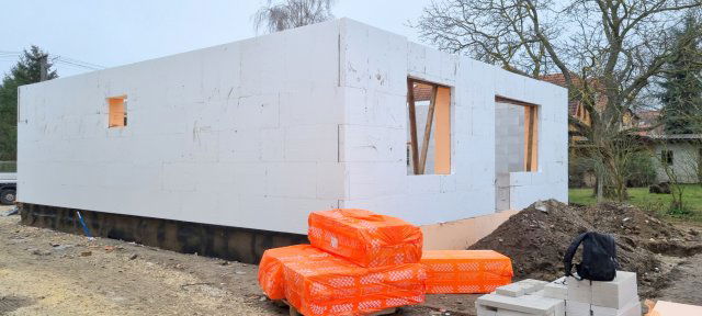 Eladó családi ház, Bicskén 72 M Ft, 3 szobás