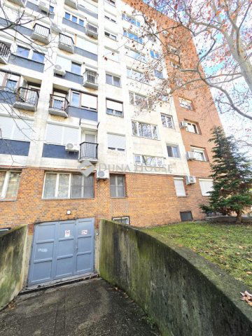 Kiadó ipari ingatlan, Pécsett 35 E Ft / hó / költözzbe.hu