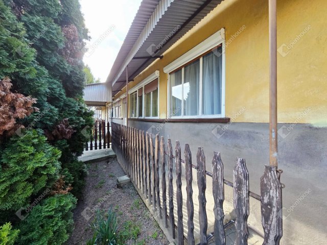 Eladó családi ház, Enyingen 26.89 M Ft, 3 szobás