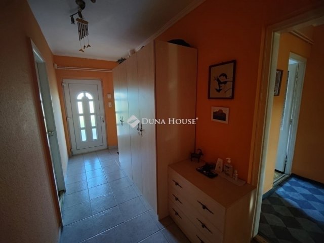 Eladó ikerház, Budapesten, XVIII. kerületben 79.9 M Ft, 3 szobás