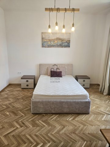 Kiadó téglalakás, albérlet, Budapesten, VI. kerületben