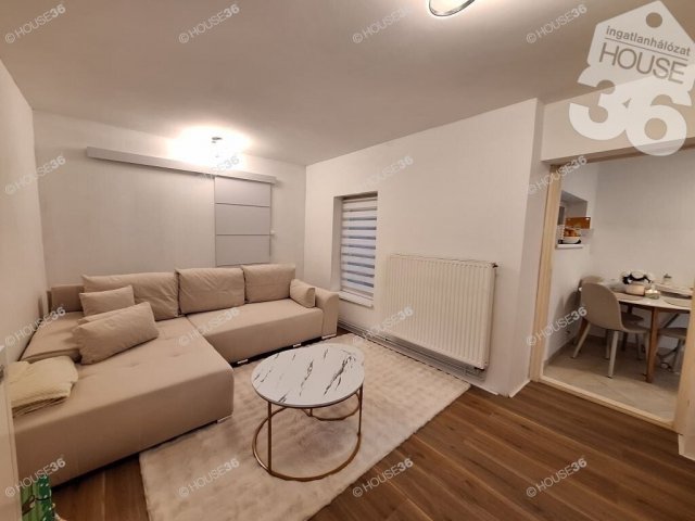 Eladó családi ház, Kecskeméten 51 M Ft, 3 szobás