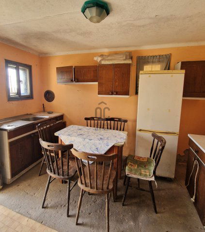 Eladó nyaraló, Adonyban 5.5 M Ft, 1 szobás / költözzbe.hu