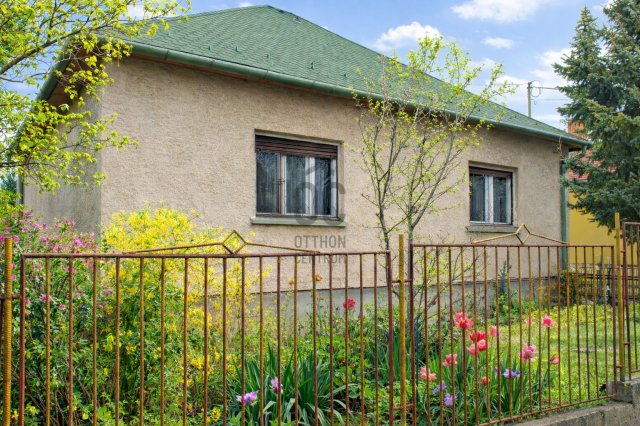 Eladó családi ház, Törökbálinton 124.99 M Ft, 3 szobás