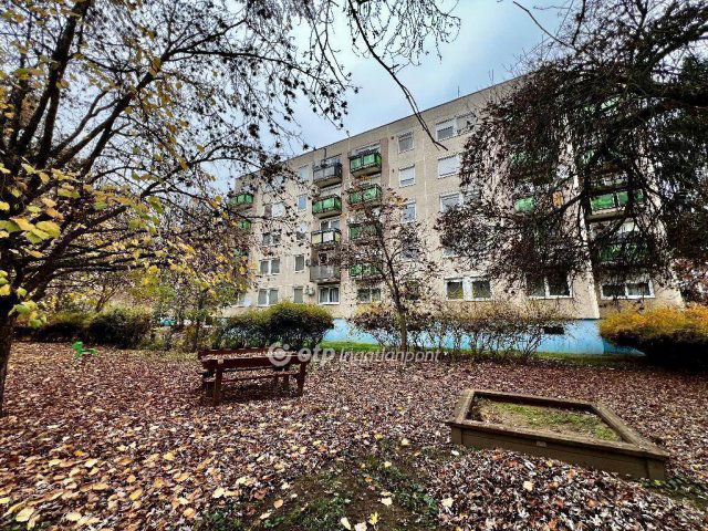 Eladó panellakás, Tiszavasváriban 18.49 M Ft, 2 szobás