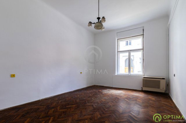 Eladó téglalakás, Budapesten, VIII. kerületben 52 M Ft, 1 szobás