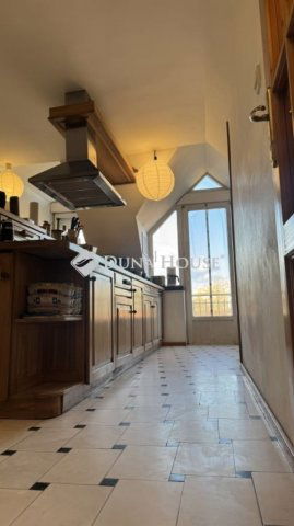 Eladó téglalakás, Budapesten, III. kerületben 128 M Ft, 5 szobás