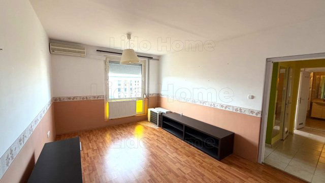 Eladó panellakás, Siófokon 48 M Ft, 2 szobás